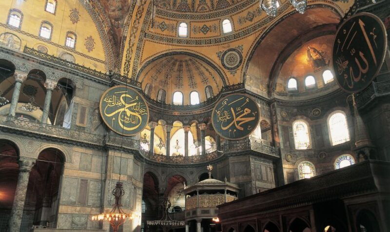 istanbul-half-day-morning-hagia-sophia-blue-mosque-tour