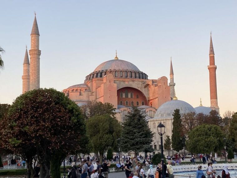 istanbul-half-day-morning-hagia-sophia-blue-mosque-tour