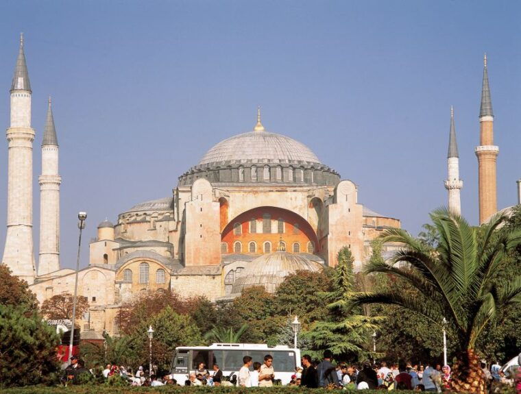 istanbul-half-day-morning-hagia-sophia-blue-mosque-tour
