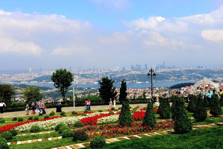 istanbul-highlights-of-two-continents-coach-cruise-tour