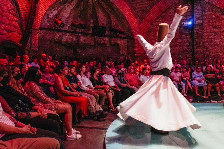 istanbul-hodjapasha-whirling-dervishes-show-exhibition-2