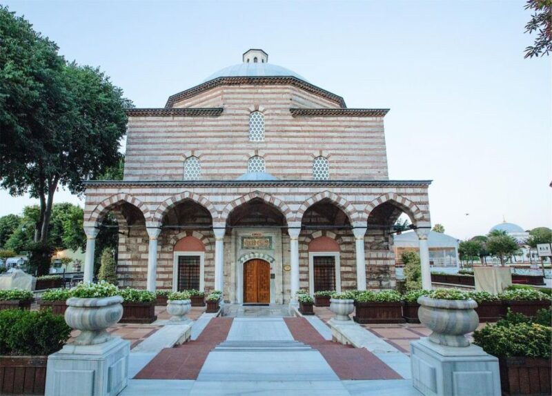 istanbul-hurrem-sultan-hamam-experience