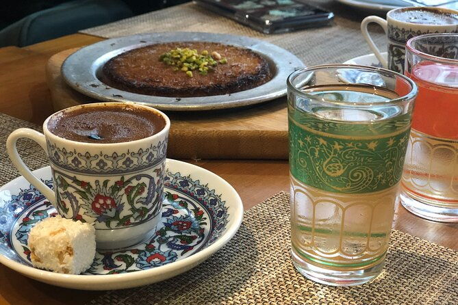 istanbul-luxury-food-tour-with-a-visit-to-the-grand-bazaar