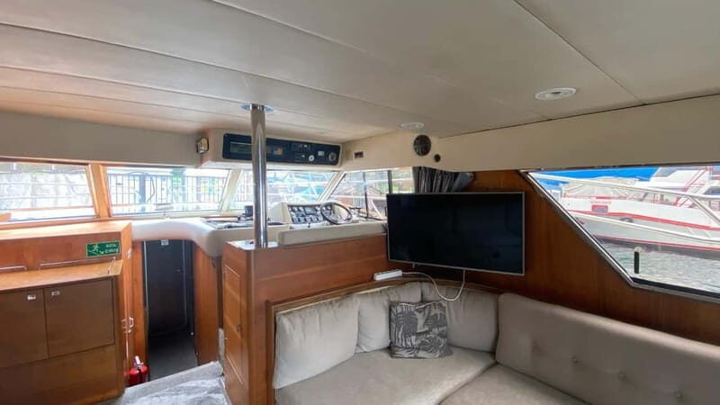Istanbul: Luxury Yacht on Bosphorus - FAQs