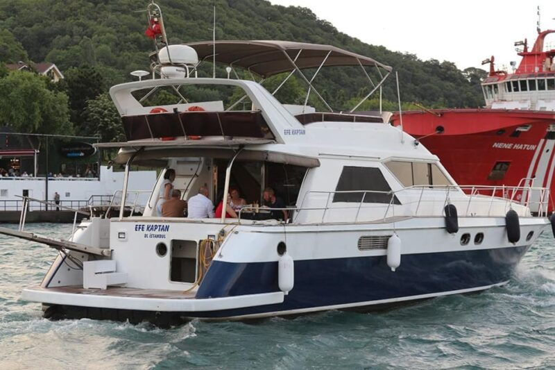 istanbul-luxury-yacht-tour-at-sunset-w-snacks