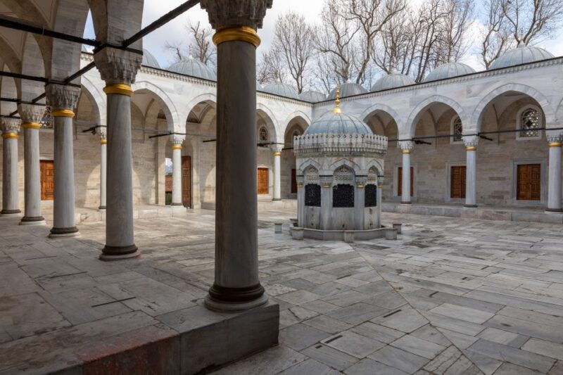 istanbul-maiden-tower-visit-istanbul-europe-asian-tour