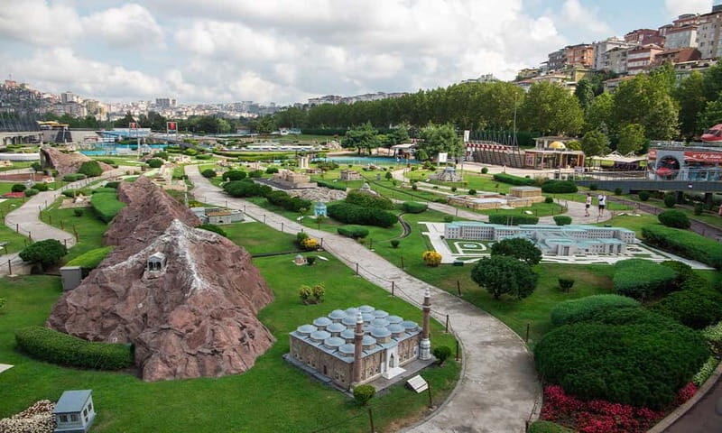Istanbul: Miniatürk Open-Air Miniature Park Skip-the-Line - What is Miniatürk in Istanbul?