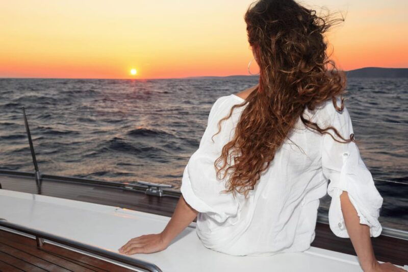 istanbul-morning-or-sunset-cruise-with-guide-and-snacks