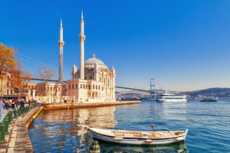 istanbul-old-city-private-walking-tour-with-bosphorus-cruise-2