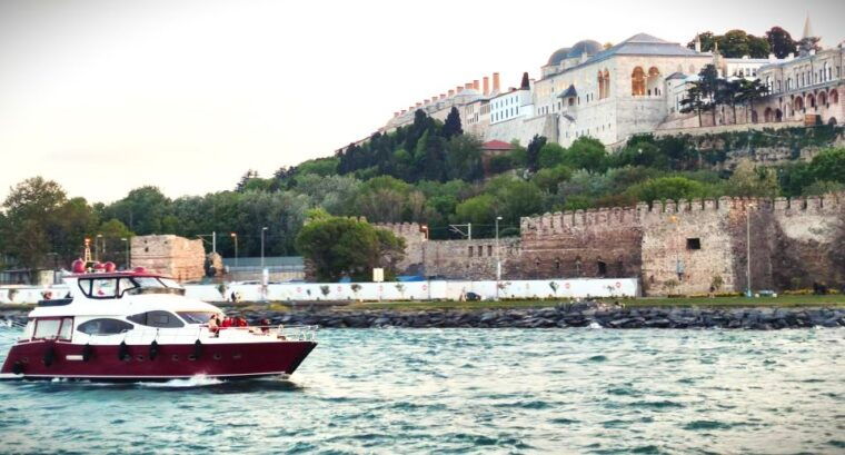 istanbul-old-city-tour-and-luxury-sunset-bosphorus-cruise