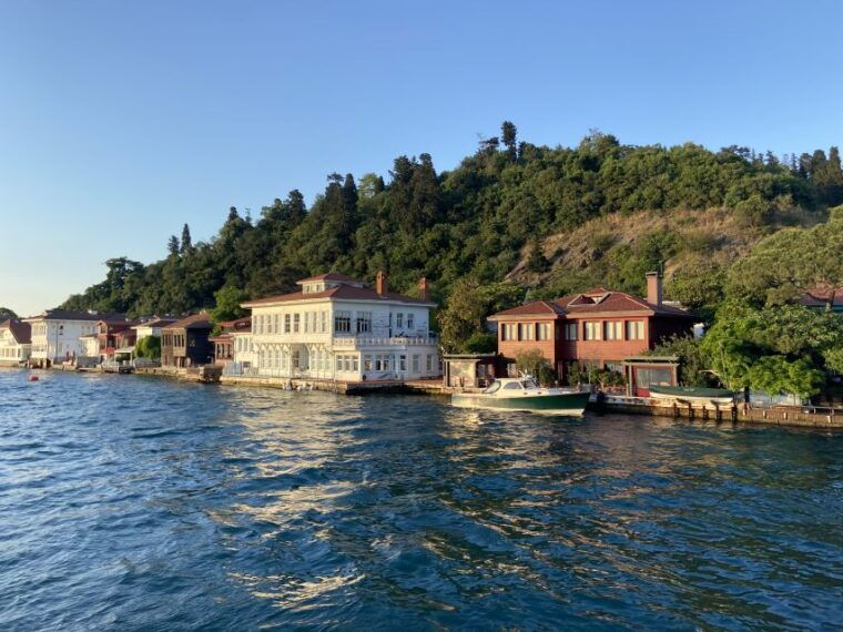 istanbul-old-town-highlights-tour-bosphorus-cruise