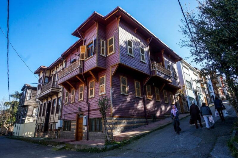 istanbul-princes-island-tour-visiting-2-island