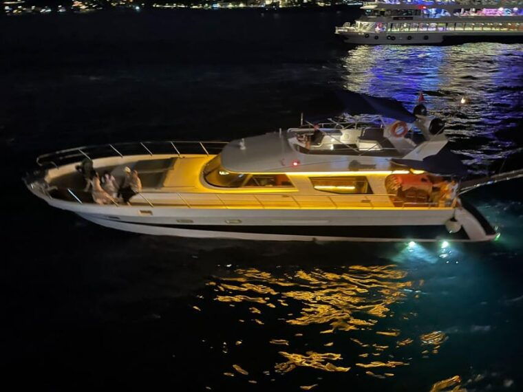 istanbul-private-bosphorus-cruise-on-luxury-yacht