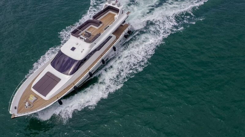 istanbul-private-bosphorus-tour-on-luxury-yacht-pre-7