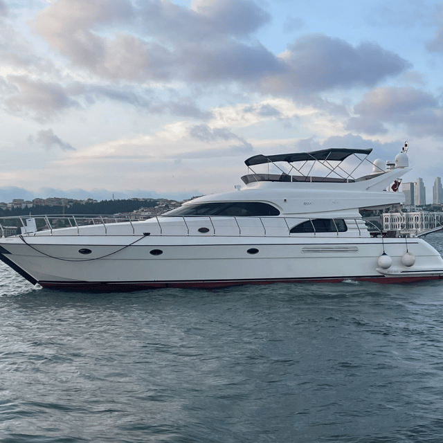 istanbul-private-bosphorus-tour-on-luxury-yacht-pre2