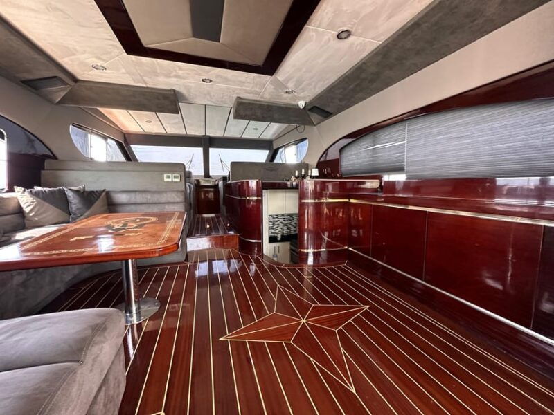 istanbul-private-bosphorus-tour-on-luxury-yacht-pre6-2