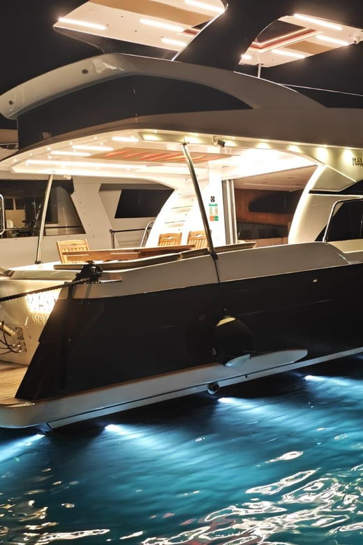 istanbul-private-bosphorus-yacht-with-tour-guide-and-snacks