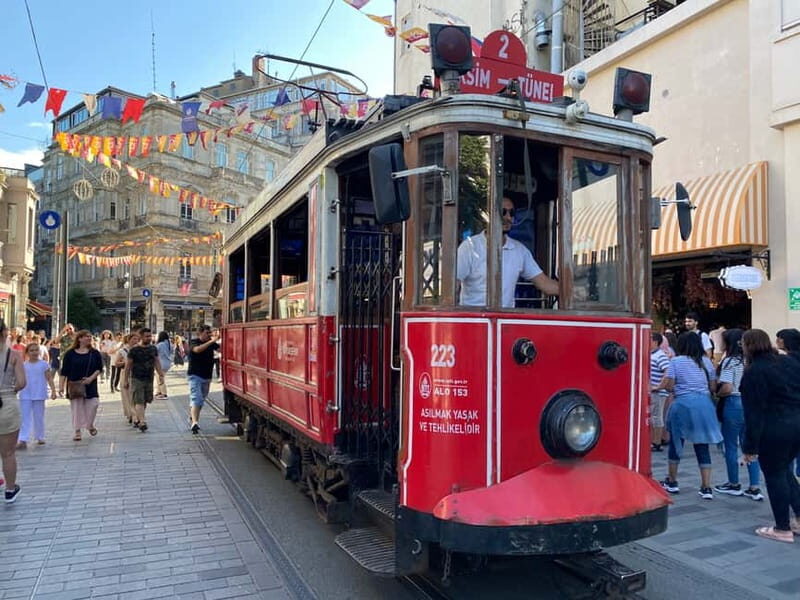 Istanbul: Private Food and City Tour with a Local Host - Practicalities and Considerations
