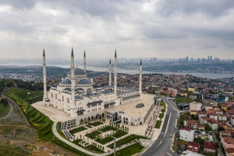 Istanbul: Private Guided Tour of Bosphorus & Asian Side - Practical Tips for Your Day Out