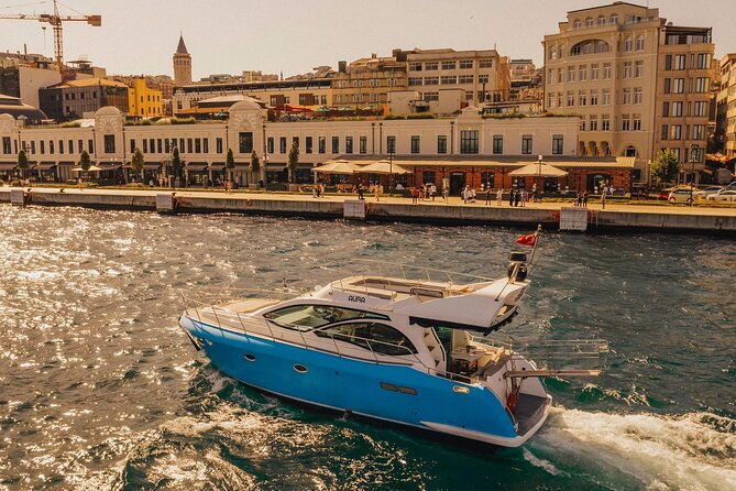 istanbul-private-luxury-yacht-on-bosphorus-14-mt-46feet-2