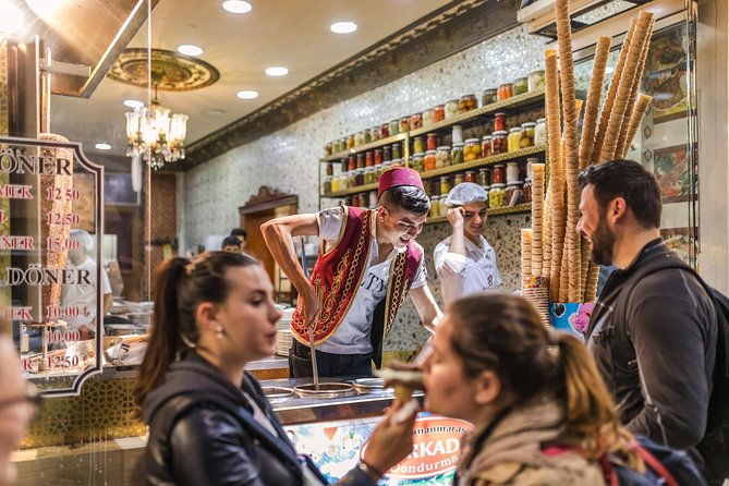 istanbul-private-night-tours-by-locals-100-personalized