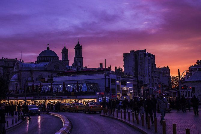istanbul-private-night-tours-by-locals-100-personalized