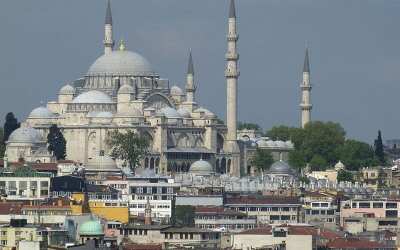 istanbul-private-sightseeing-2-4-or-8-hours-with-a-local