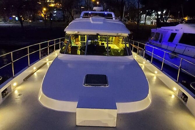 istanbul-private-yacht-tour-2-hours