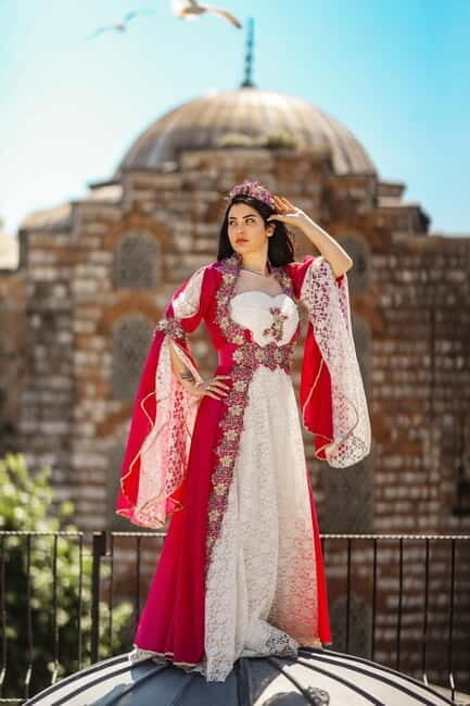 Istanbul: Professional Outdoor Terrace Photo Shooting - FAQs