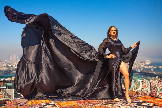 istanbul-rooftop-photoshoot-with-flying-dress