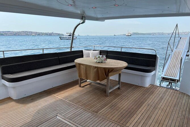 istanbul-small-group-yacht-cruise-with-snacks-sunset-or-daytime