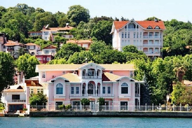 istanbul-spice-bazaar-bosphorus-tour-half-day-morning