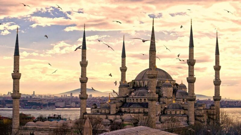 istanbul-st-sophiablue-mosquehippodrome-guided-tour