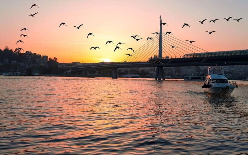 Istanbul: Sunset Bosphorus Yacht Cruise with Golden Horn - A Closer Look at the Experience