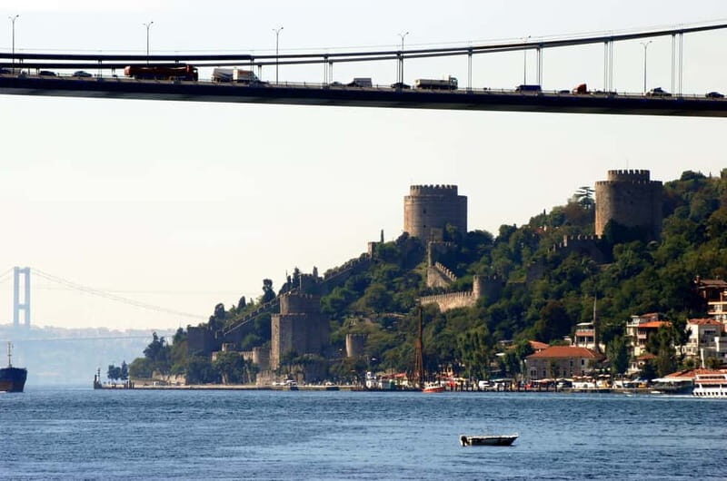 Istanbul: Sunset Bosphorus Yacht Cruise with Golden Horn - FAQ
