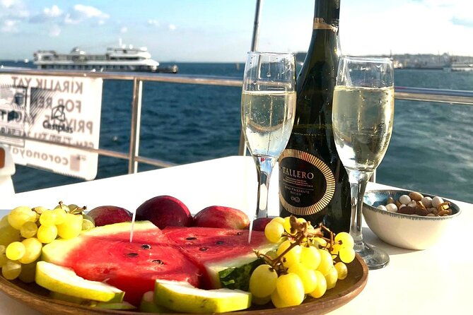 istanbul-sunset-luxury-yacht-cruise-with-snacks-and-live-guide