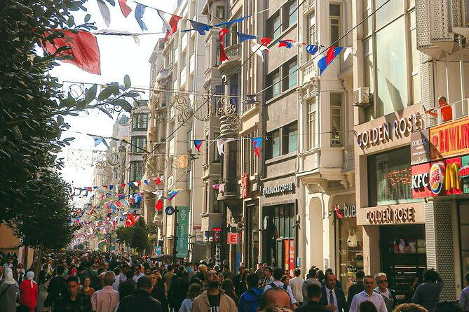 istanbul-taksim-istiklal-galata-tower-and-dolmabahce-tour