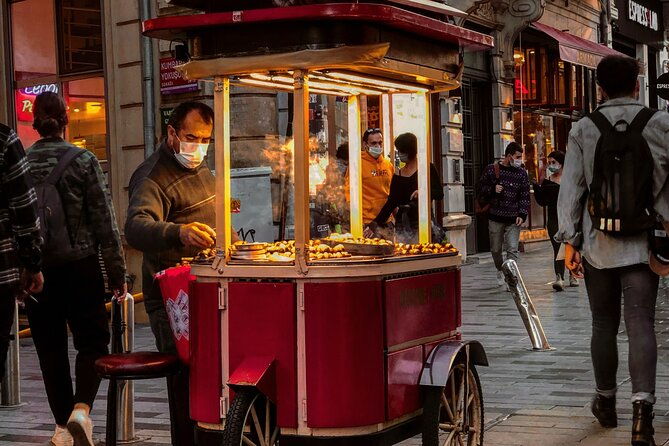 istanbul-taksim-istiklal-galata-tower-and-dolmabahce-tour