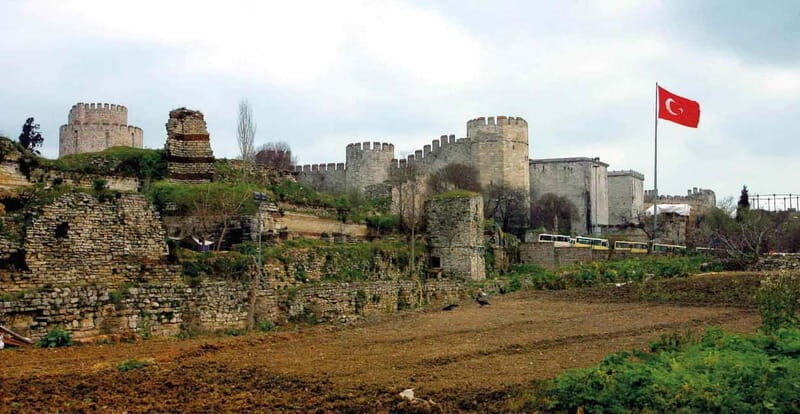 Istanbul: Theodosian Walls and Yedikule Fortress Guided Tour - The Value of This Tour