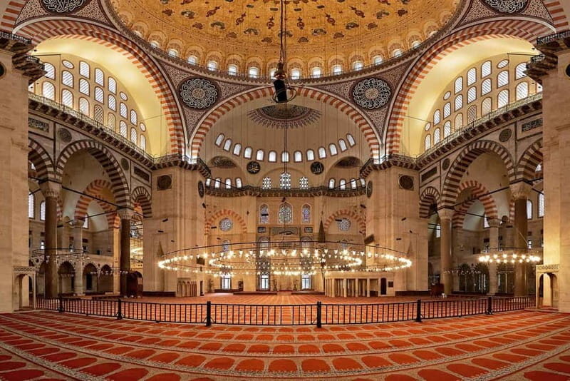 Istanbul: Top 3 Mosques Guided Tour & Entry Tickets - A Closer Look at the Tour Experience