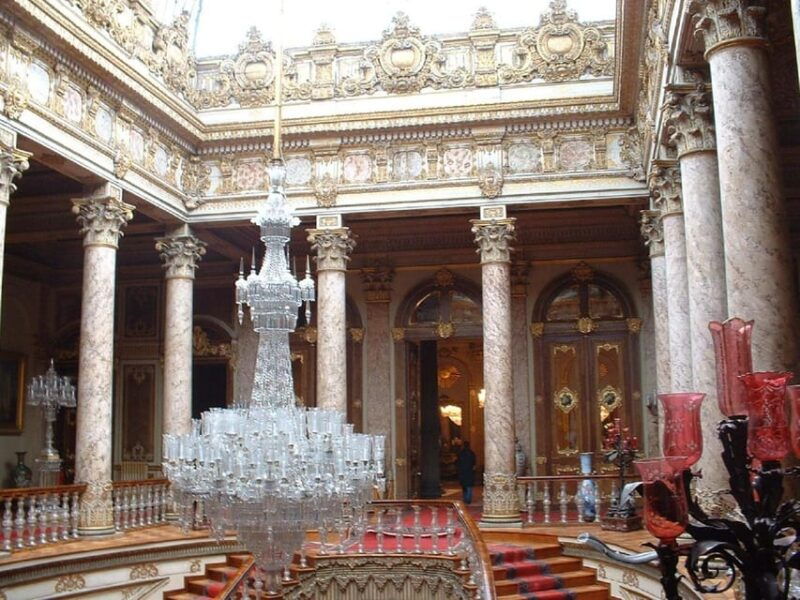 istanbul-topkapi-and-dolmabahce-palaces-guided-tour