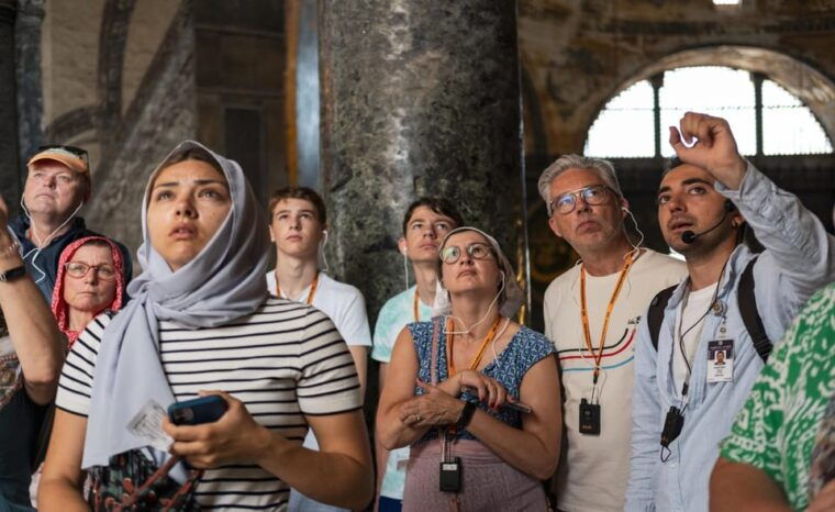 istanbul-topkapi-hagia-sophia-and-basilica-cistern-tour
