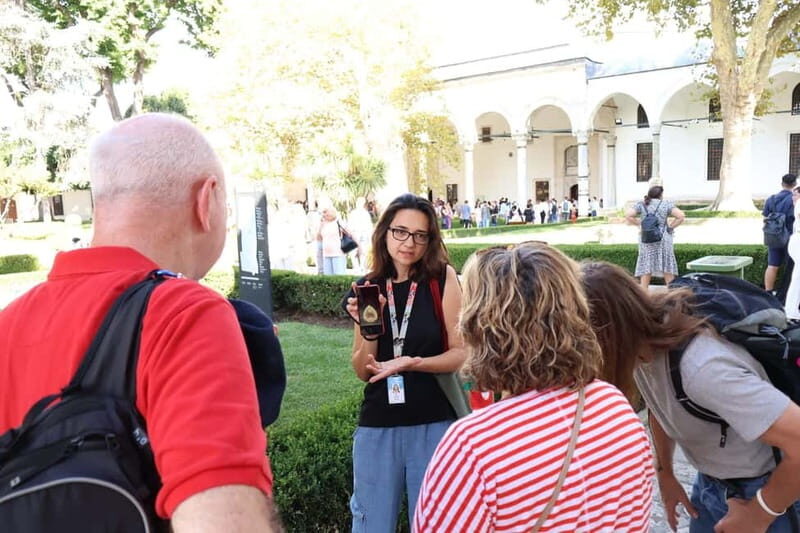 Istanbul: Topkapi Palace and Harem Museum Tour with Ticket - Why This Tour Stands Out