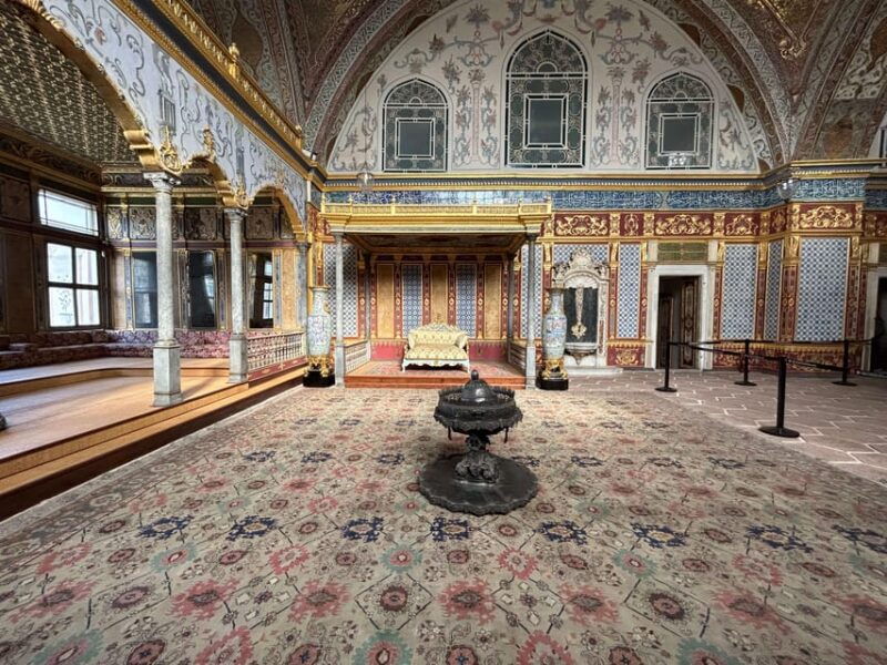 istanbul-topkapi-palace-harem-museum-ticket-audio-guide