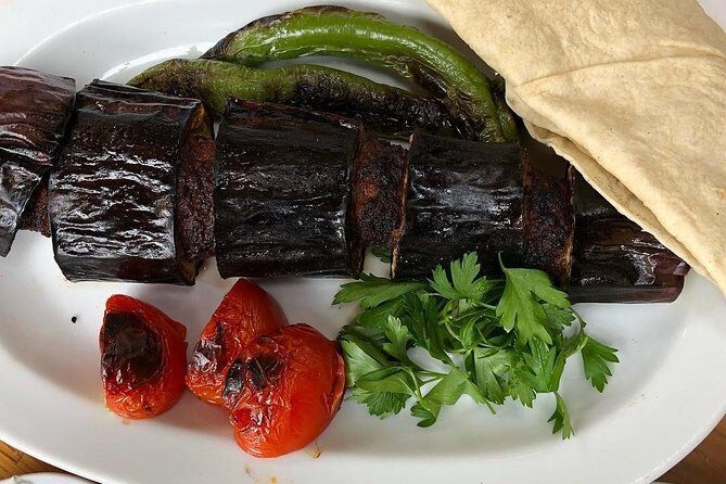 Istanbul Traditional Food Tour with Dinner on Off-Touristy-Path - A Closer Look at the Itinerary