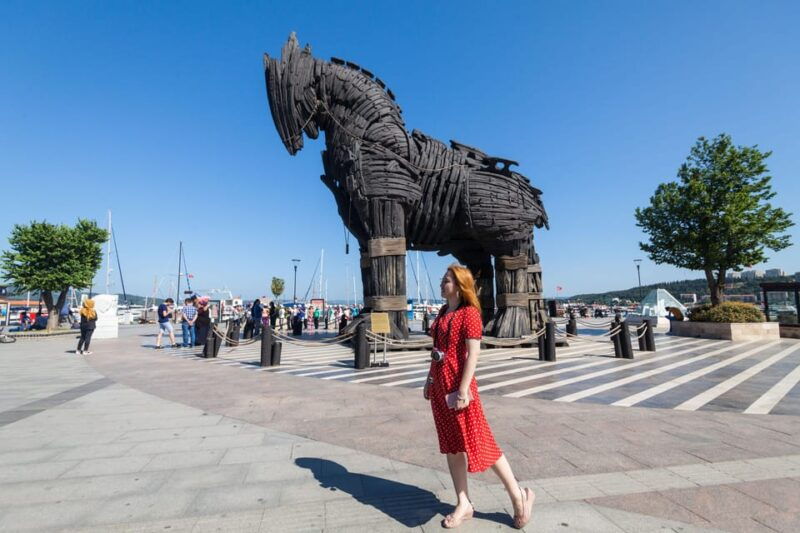 istanbul-troy-guided-bus-tour-with-ferry-tickets-lunch