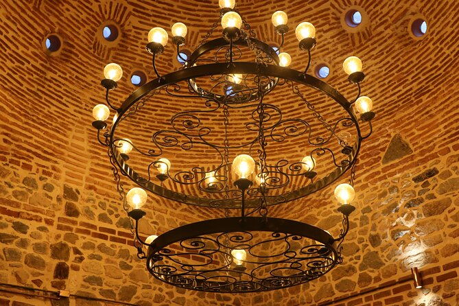 istanbul-turkish-bath-in-ottoman-style-at-hammam-with-drinks