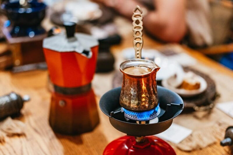 istanbul-turkish-coffee-making-and-fortune-telling-workshop-2