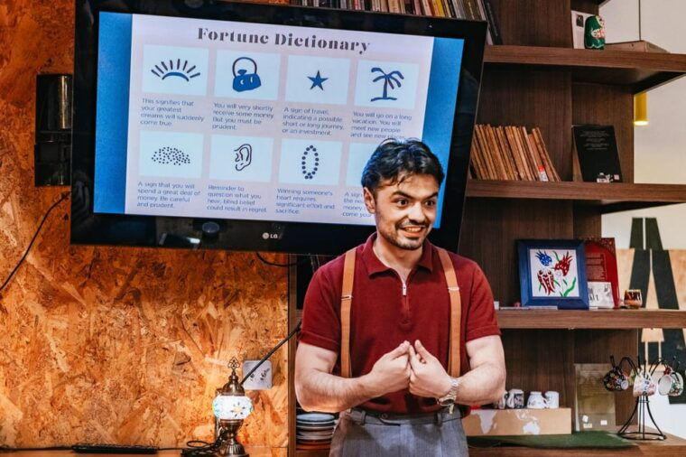 istanbul-turkish-coffee-making-and-fortune-telling-workshop-2