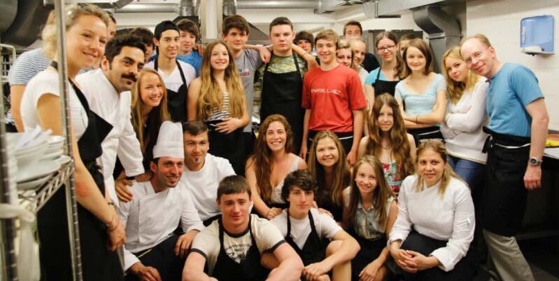 Istanbul: Turkish Cooking Class with Local Chef - Who Will Enjoy This Experience?